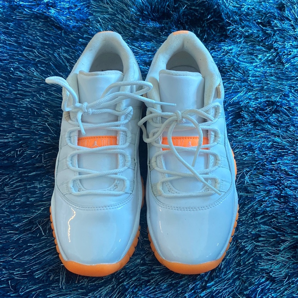 Air Jordan retro 10 low top sz: 4 Boys similar to a size 5 woman